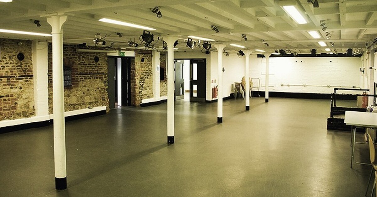 Cellar Bar Farnham Maltings